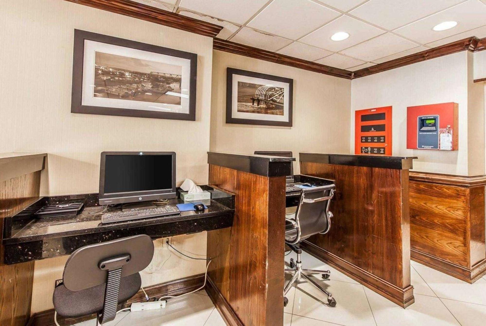 Wingate By Wyndham Marietta Conference Center Ohio Hotel Ngoại thất bức ảnh