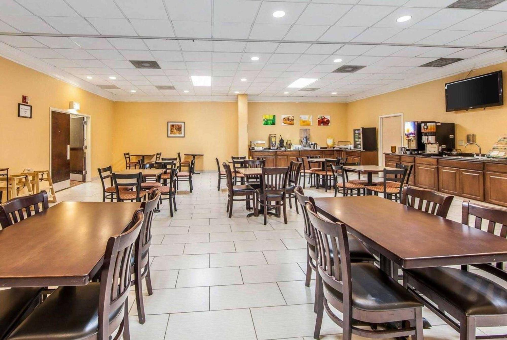 Wingate By Wyndham Marietta Conference Center Ohio Hotel Ngoại thất bức ảnh